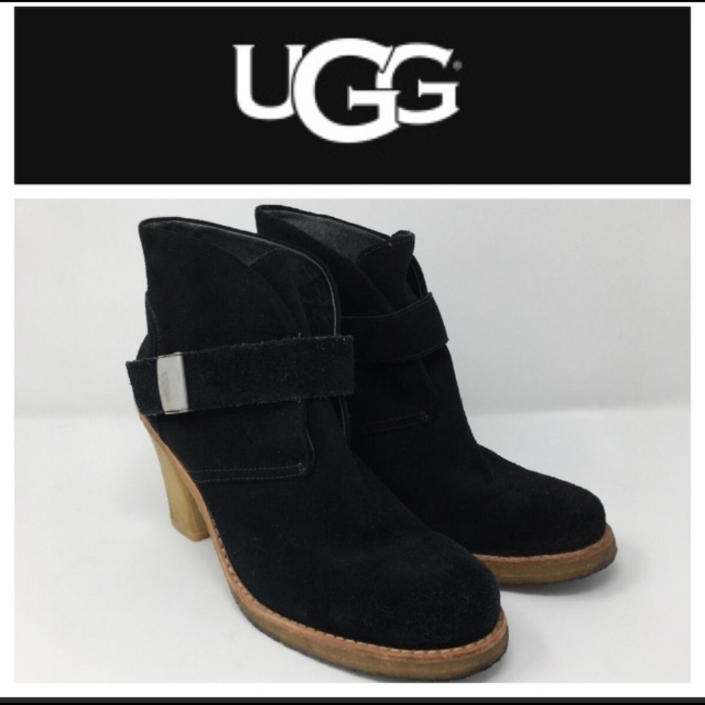 UGG Brienne Black Suede Heeled Ankle Boots Size  8.5 Gum Sole